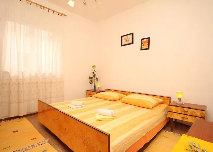 아파트 With Parking Space Mrljane, Pasman - 8498