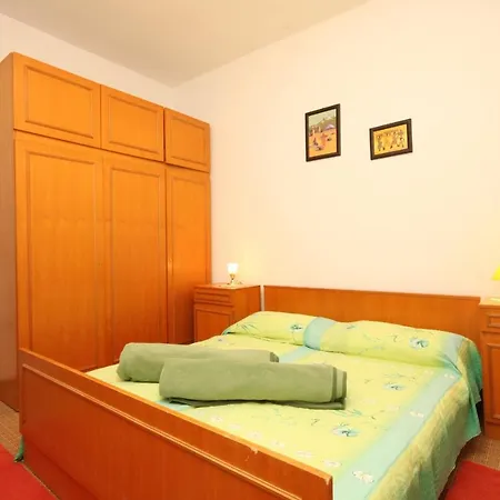 Apartment With A Parking Space Mrljane, Pasman - 8498 Mali Pašman