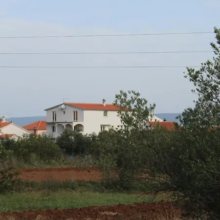 Διαμέρισμα With Parking Space Mrljane, Pasman - 8498