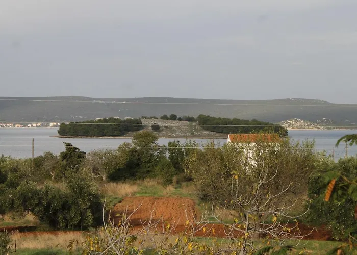 With Parking Space Mrljane, Pasman - 8498 Апартаменты Mali Pasman